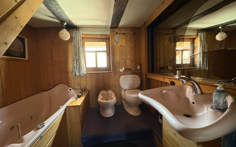 Immobilienfoto zu Ein Kasseler Wohnunikat mit Herz, Seele, Charakter und künstlerischer Handschrift – ein Gesamtkunstwerk