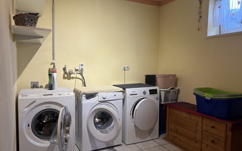 Immobilienfoto zu Schönes Einfamilienhaus mit Einliegerwohnung und Garage in Bad Sooden-Allendorf