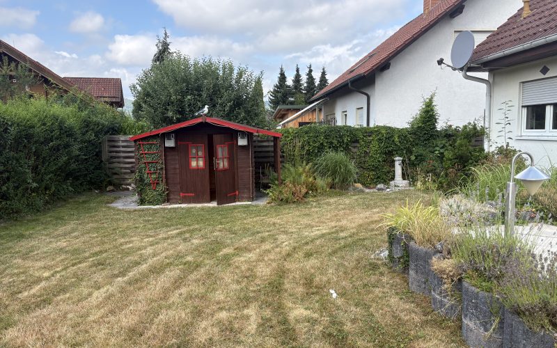Immobilienfoto zu Schönes Einfamilienhaus mit Einliegerwohnung und Garage in Bad Sooden-Allendorf